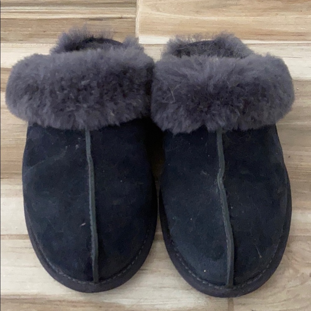 Ugg slippers